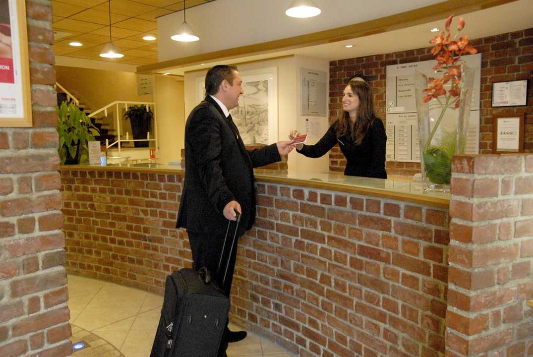 HOTPIC0800010001_Mercure_reception_Abbeville_Somme_HDF